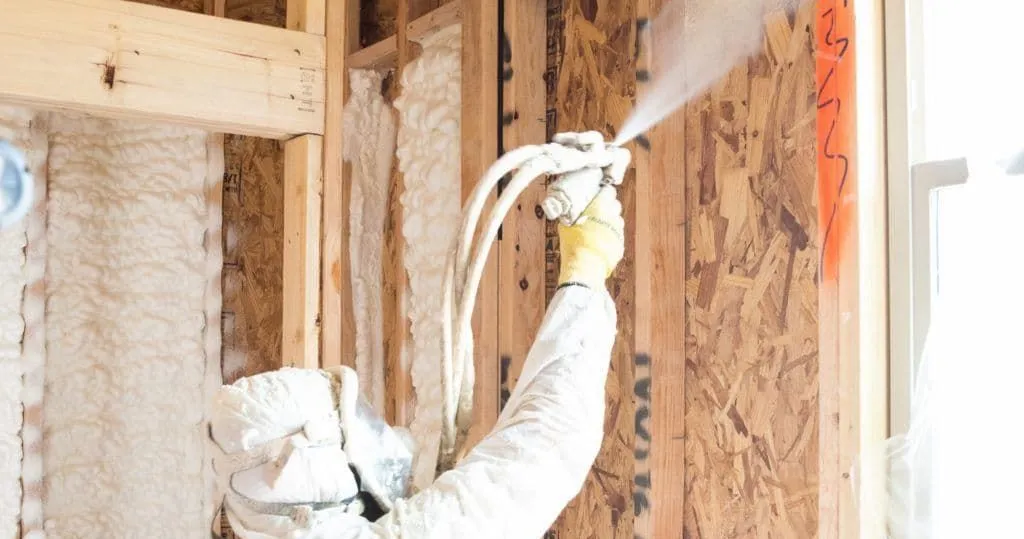 spray foam insulation contractor