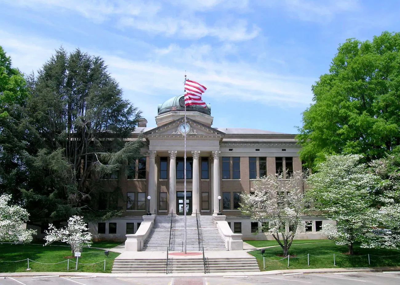 Leading Spray Foam Insulation Company in Groesbeck, TX Leading Spray Foam Insulation Company in Groesbeck, TX